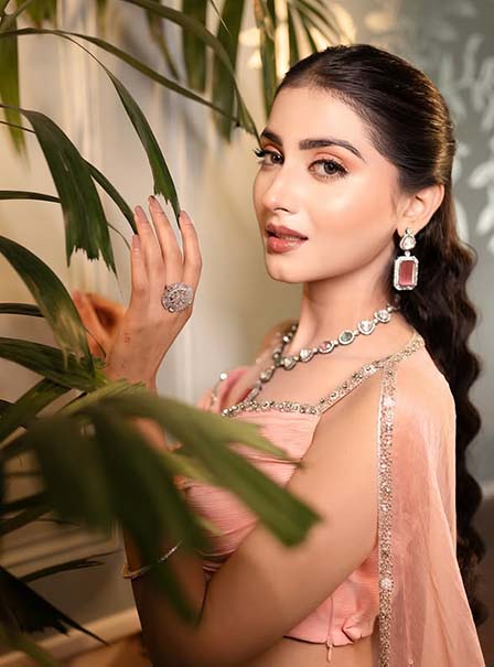 Best Makeup Service in Lucknow